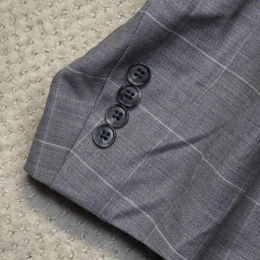 JOS A BANK Traveler Gray Windowpane Blazer Sport Coat Jacket Stretch Custom Flaw